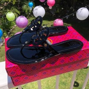 Tory Burch Miller Sandal size 9. Patent leather.